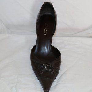 ALDO KNOT PUMPS BROWN SIZE 38 USED